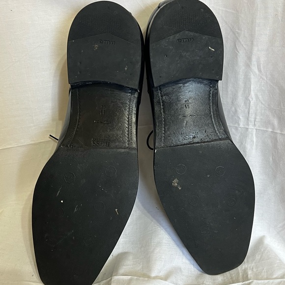 BOSS by HUGO BOSS leather shoes excellent condition all leather size 11 - Picture 7 of 10